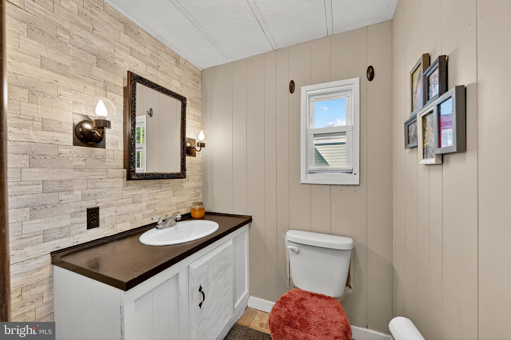 8220 Airport Road, Unit 4 Bath, PA 18014 - Photo 22 of 28