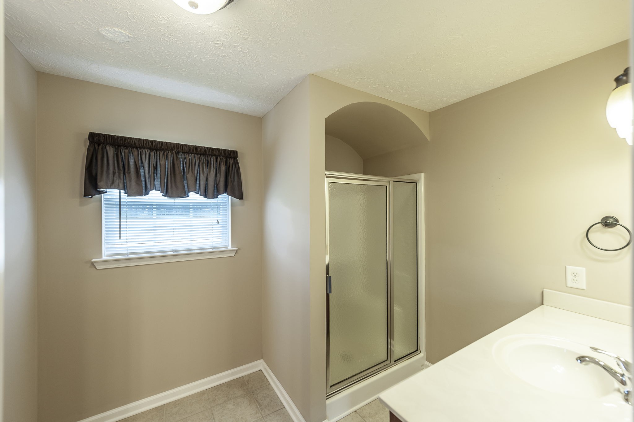 7535 Swift Road Greenbrier, TN 37073 - Photo 29 of 51 a view of hallway with mirror