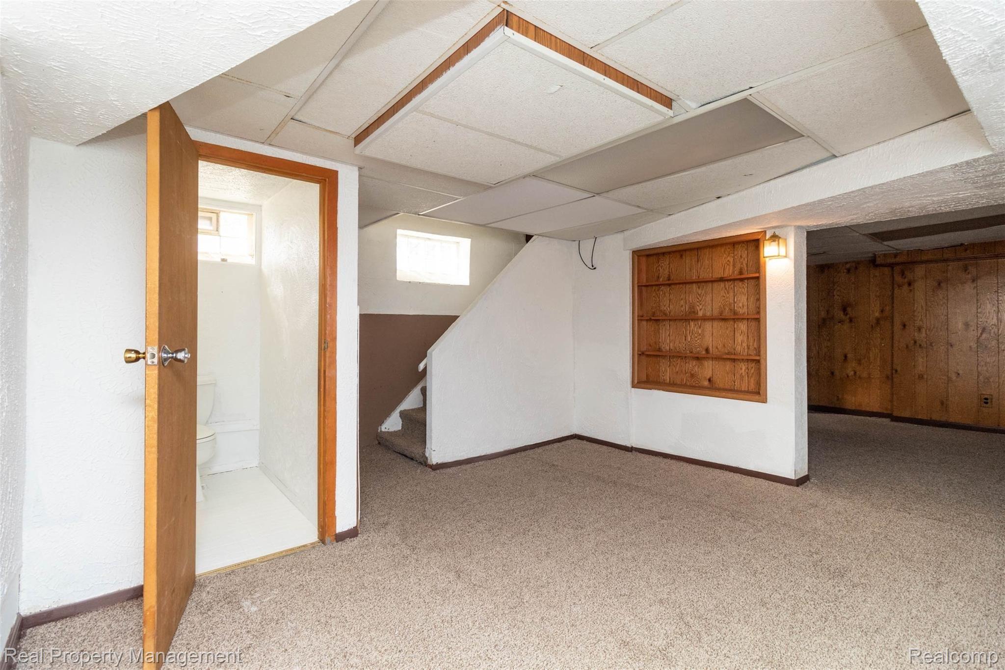 157 Ogemaw Road Pontiac, MI 48341 - Photo 12 of 23 64.jpg