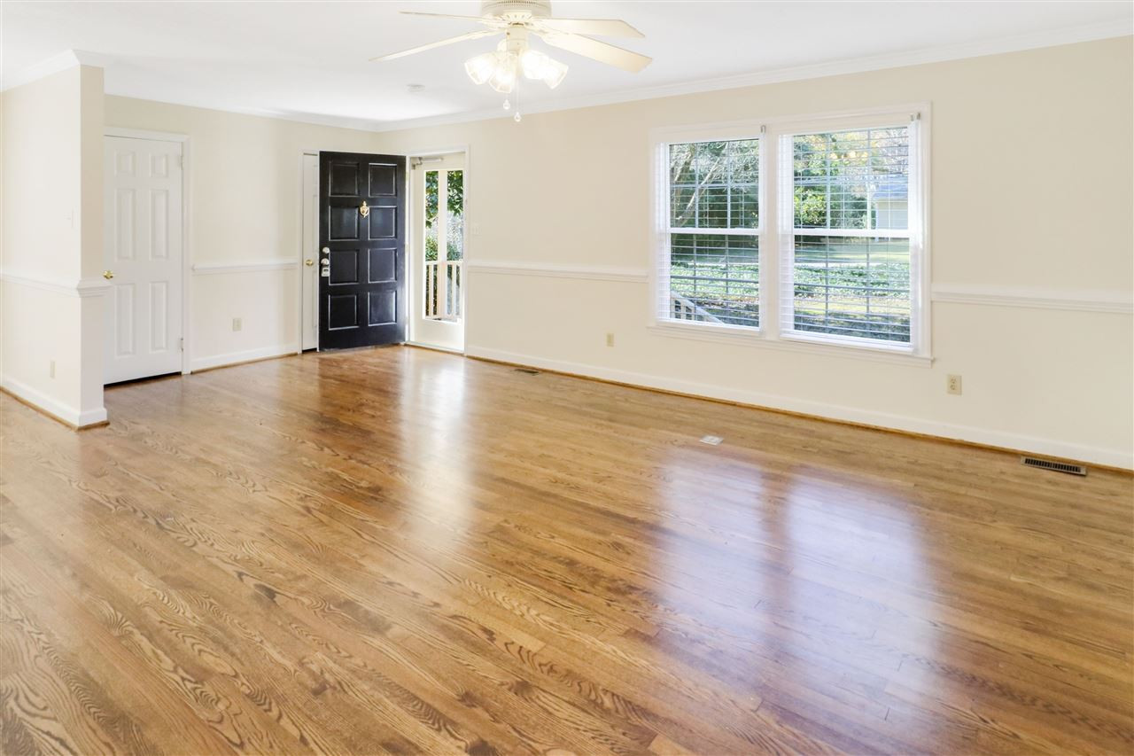901 Merrie Road Raleigh, NC 27606 - Photo 5 of 18 Photo 5
