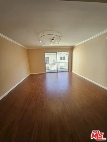 $2,800 | 5460 White Oak Avenue, Unit C223, Encino, CA 91316