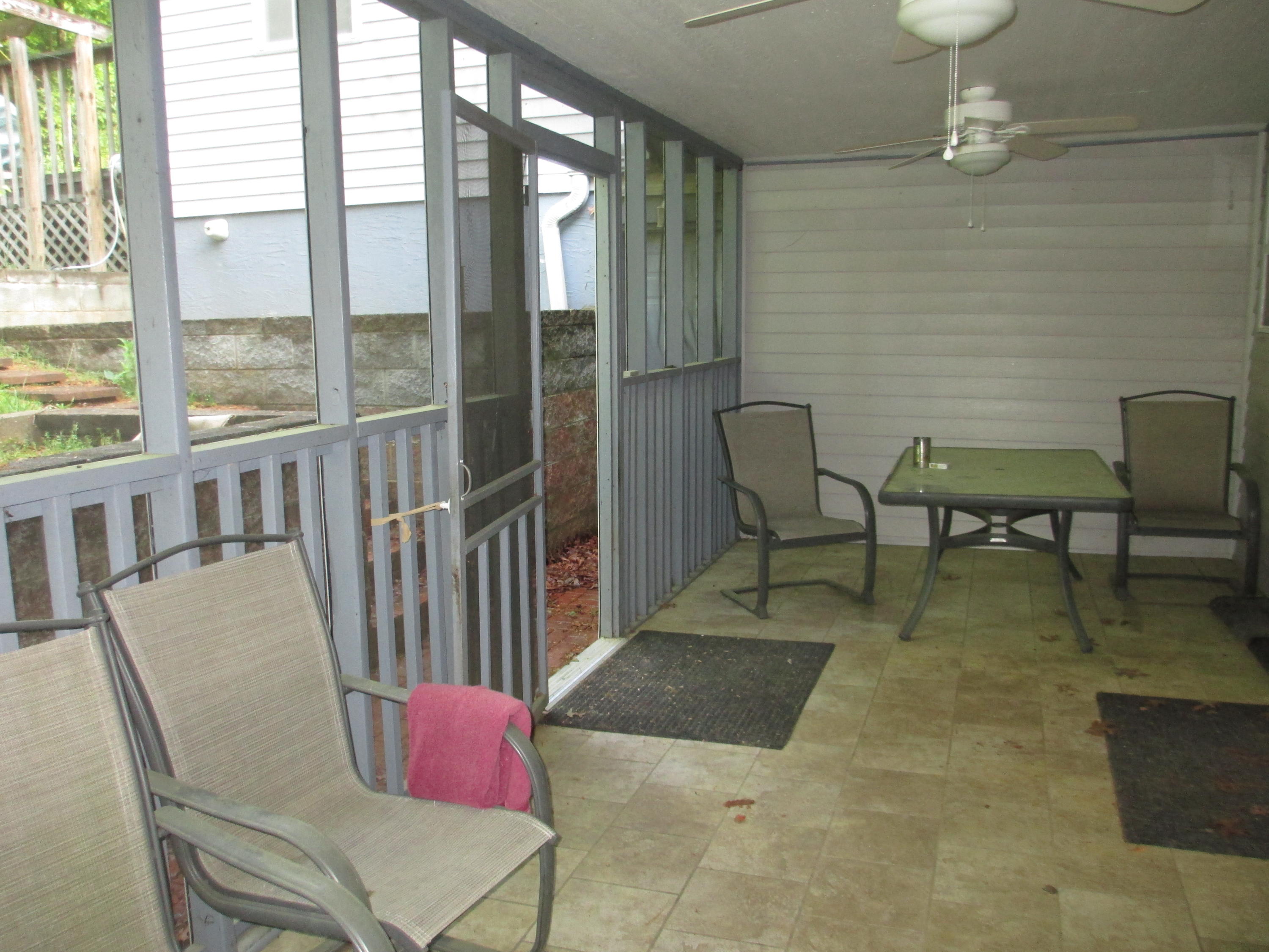 1111 Rain Tree Road Knoxville, TN 37923 - Photo 13 of 14 2016-04-28 20.56.15