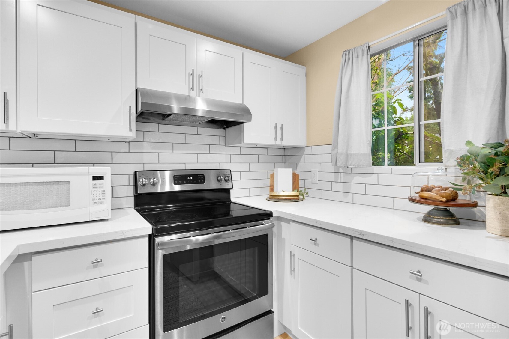 15600 116th Avenue Northeast, Unit K3 Bothell, WA 98011 - Photo 5 of 38