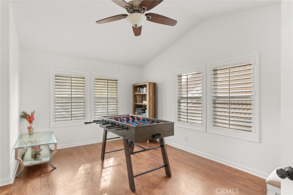 3371 Amy Drive Corona, CA 92882 - Photo 21 of 44 a work room with furniture and windows