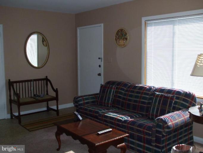 7806 Brevort Road Windsor Mill, MD 21244 - Photo 3 of 10 Entrance / Foyer