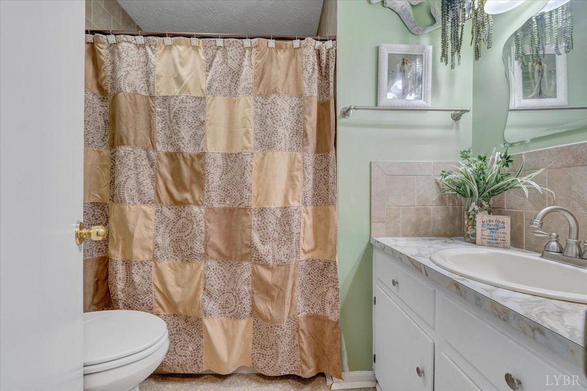 543 Charldon Road Lynchburg, VA 24501 - Photo 23 of 58