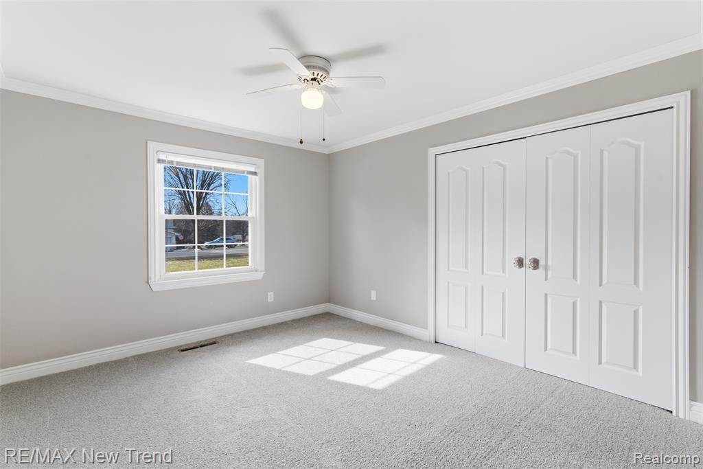 1043 Westview Road Bloomfield Hills, MI 48304 - Photo 27 of 43