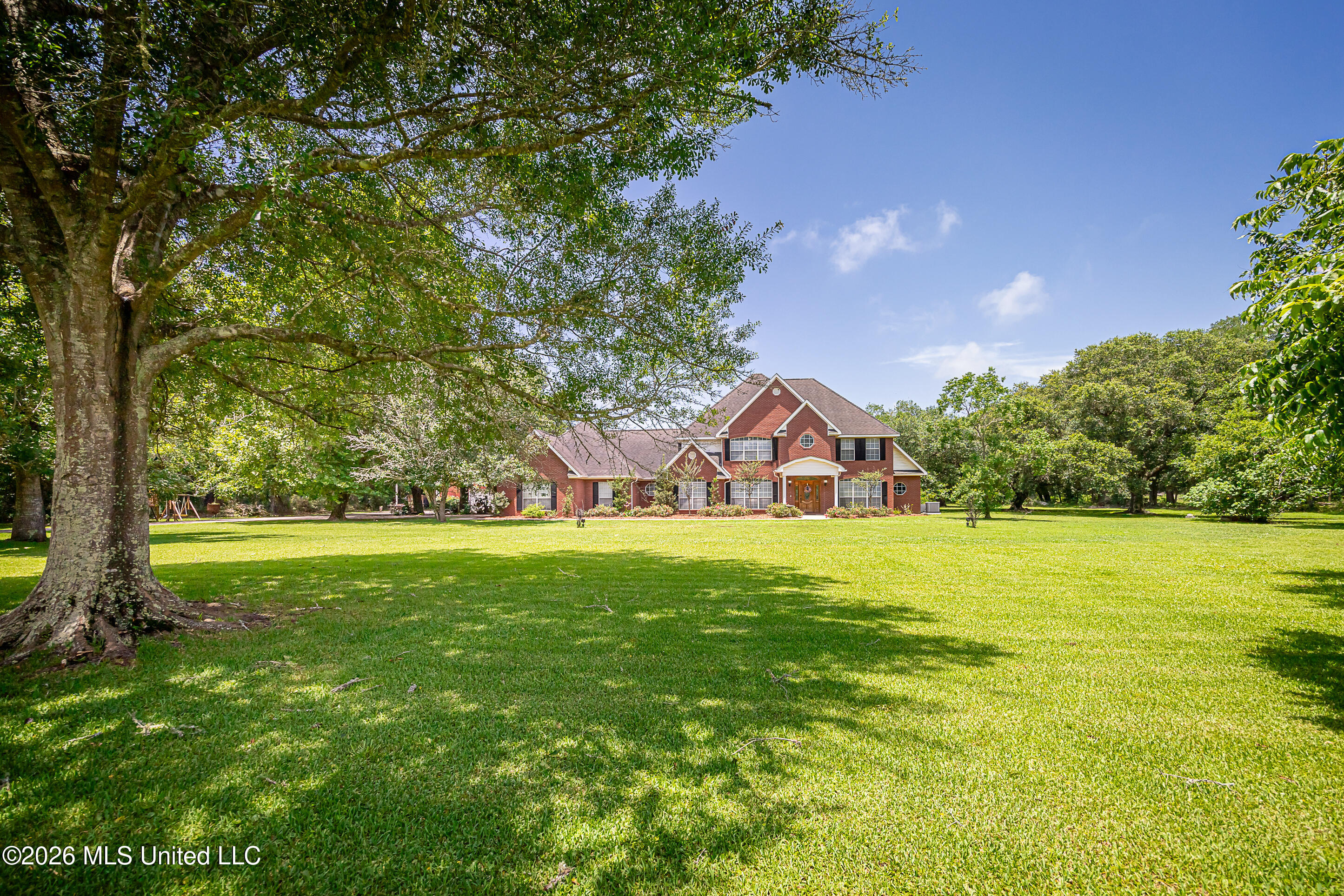 2901 Hamill Farm Road Ocean Springs, MS 39564 - Photo 4 of 136 IMG_3189