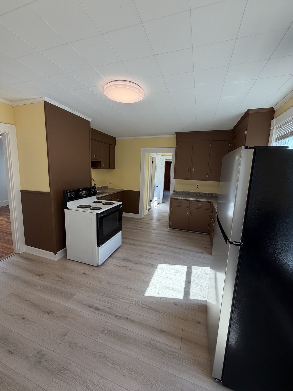 87 Howard Street, Unit 1 Waltham, MA 02451 - Photo 19 of 34 Gallery Image 19