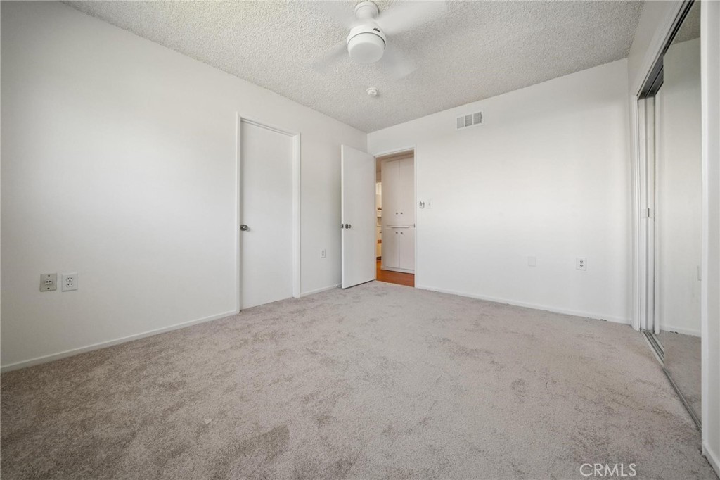 19311 Oak Crossing Road Newhall, CA 91321 - Photo 25 of 49