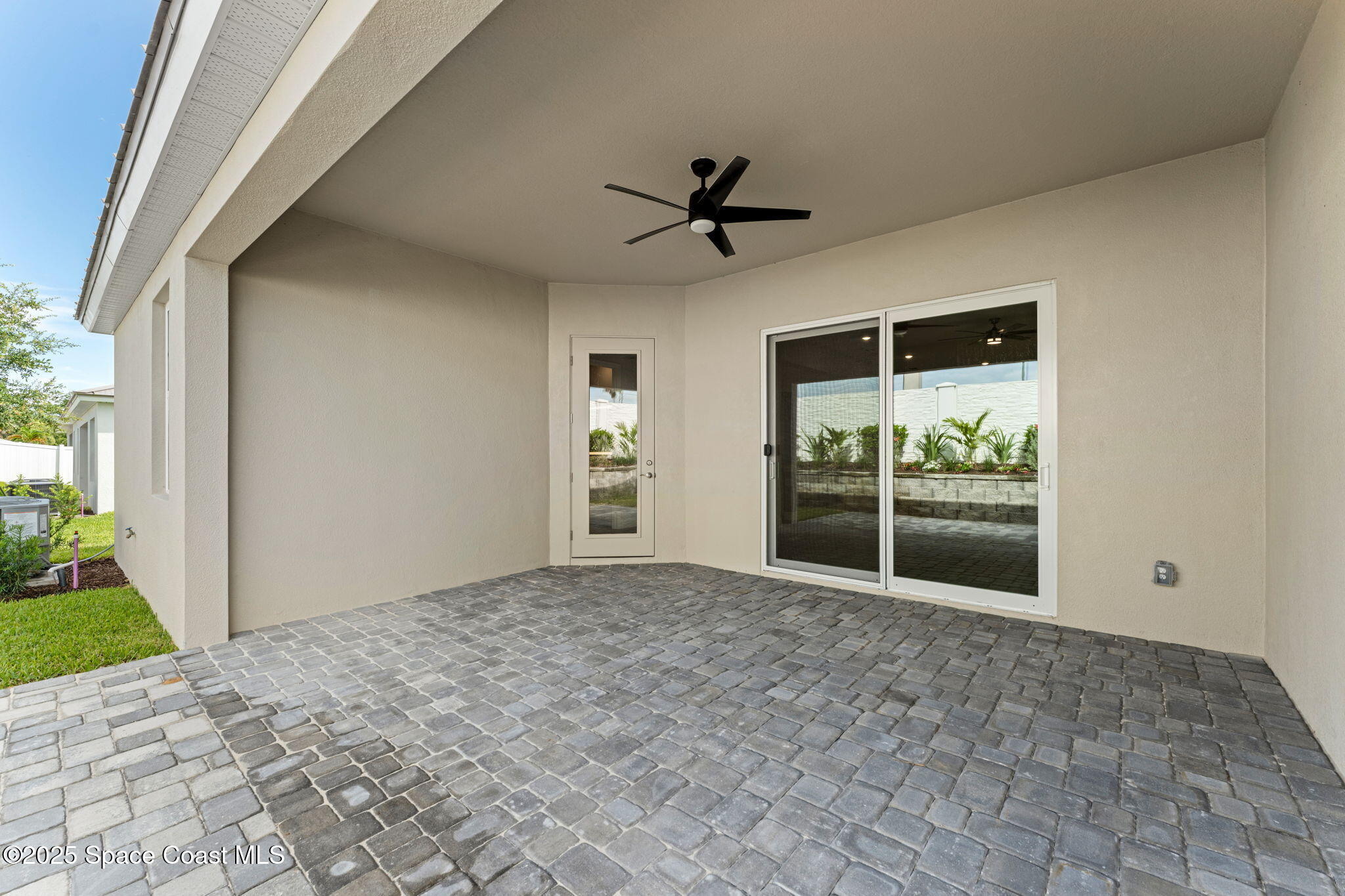 225 1st Street Cocoa, FL 32922 - Photo 10 of 64 a view of empty room with front door