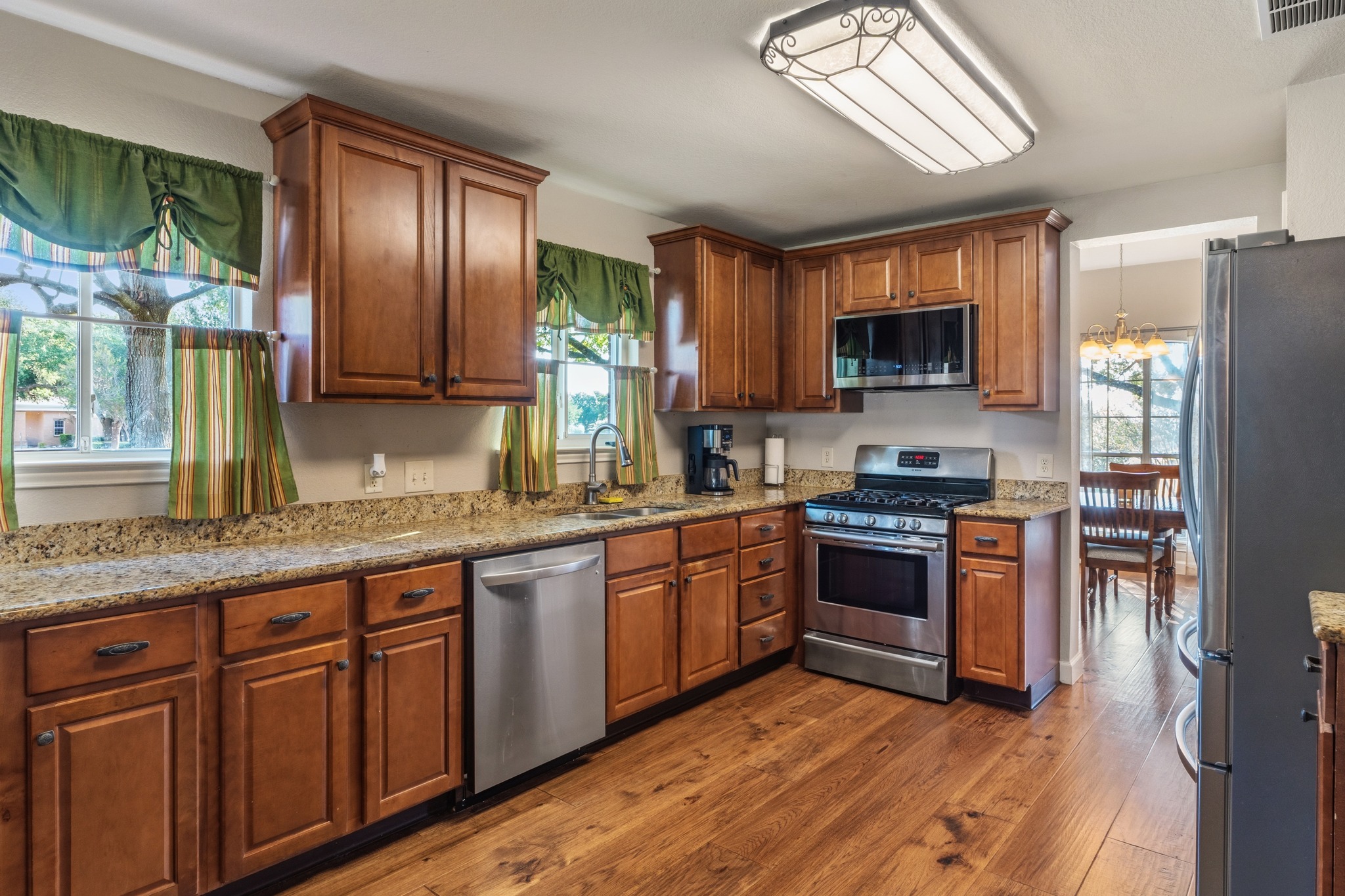 15918 Two Rivers Cove Austin, TX 78717 - Photo 10 of 40 Gallery Image 10