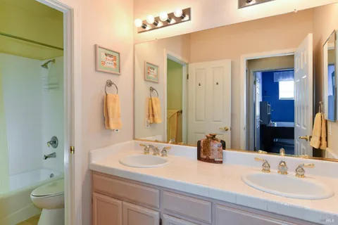 $999,000 | 318 Schiappino Street, Santa Rosa, CA 95409