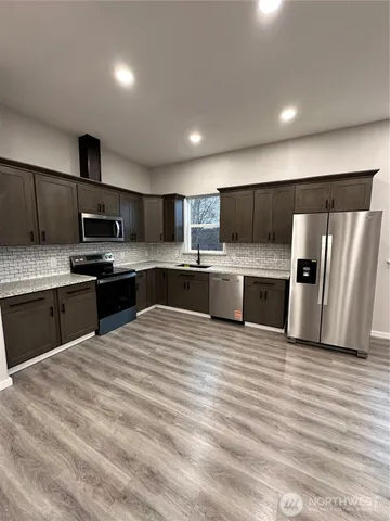 $329,000 | 430 East Curtis Street, Aberdeen, WA 98520