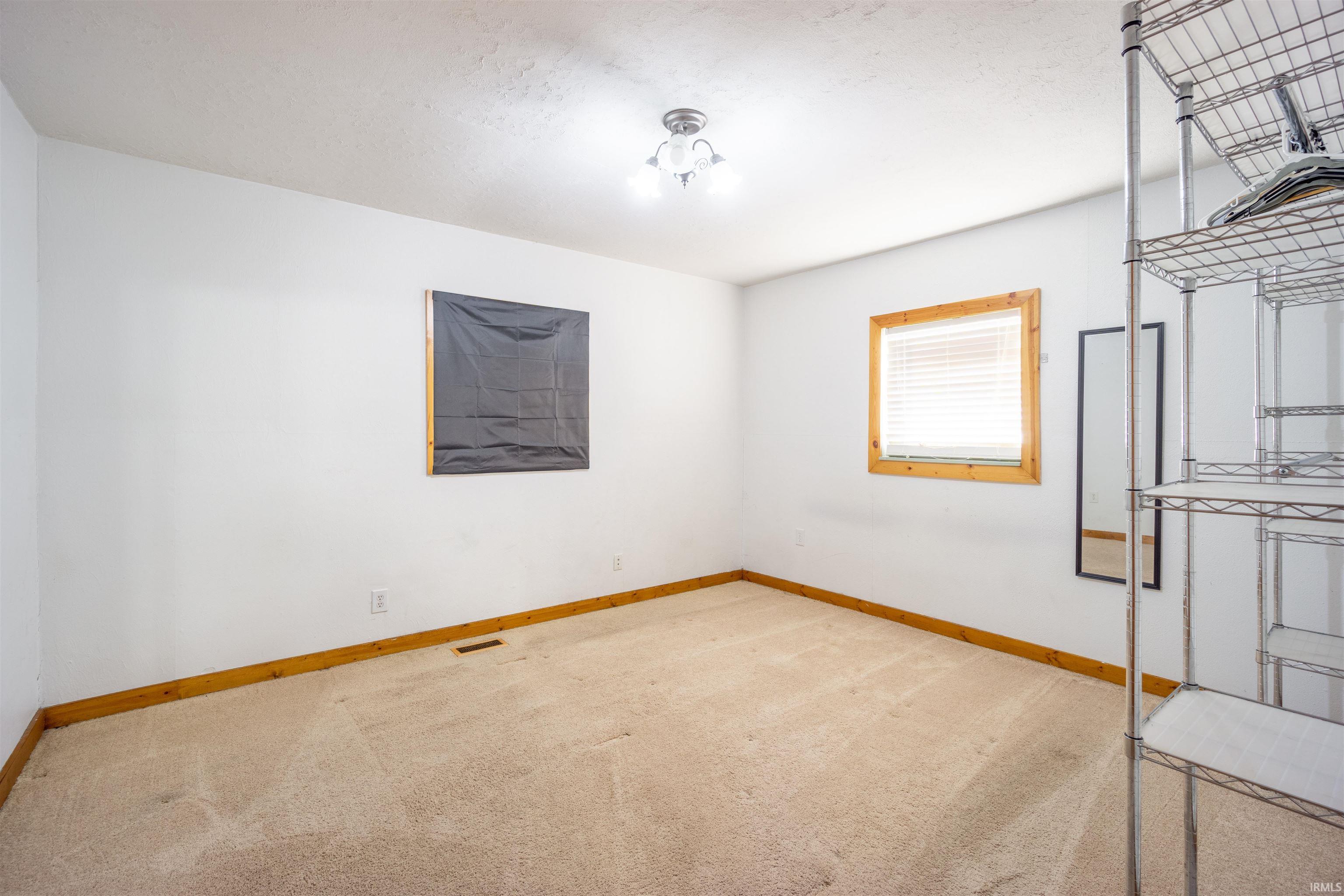 212 West 38th Street Marion, IN 46953 - Photo 15 of 28