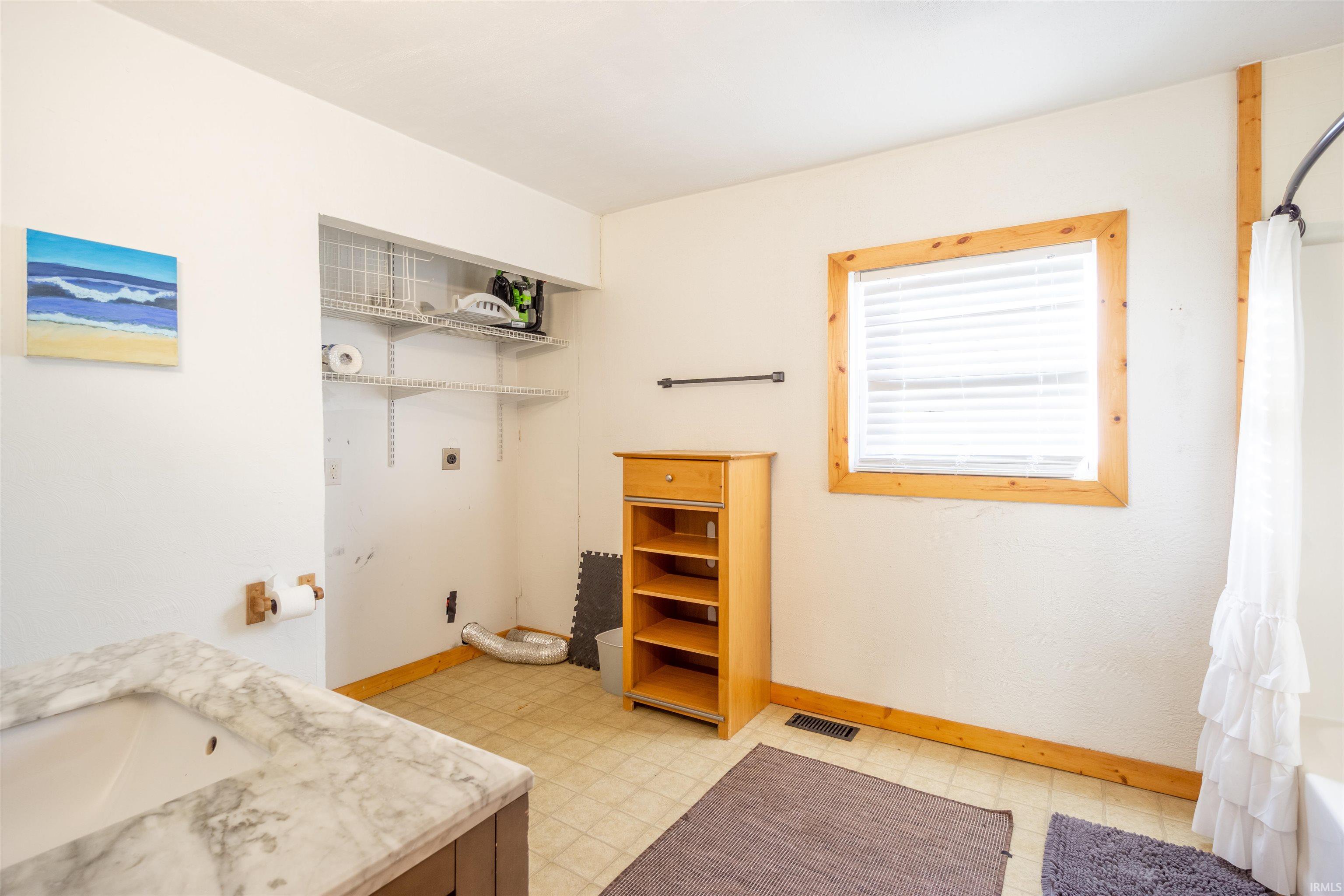 212 West 38th Street Marion, IN 46953 - Photo 21 of 28