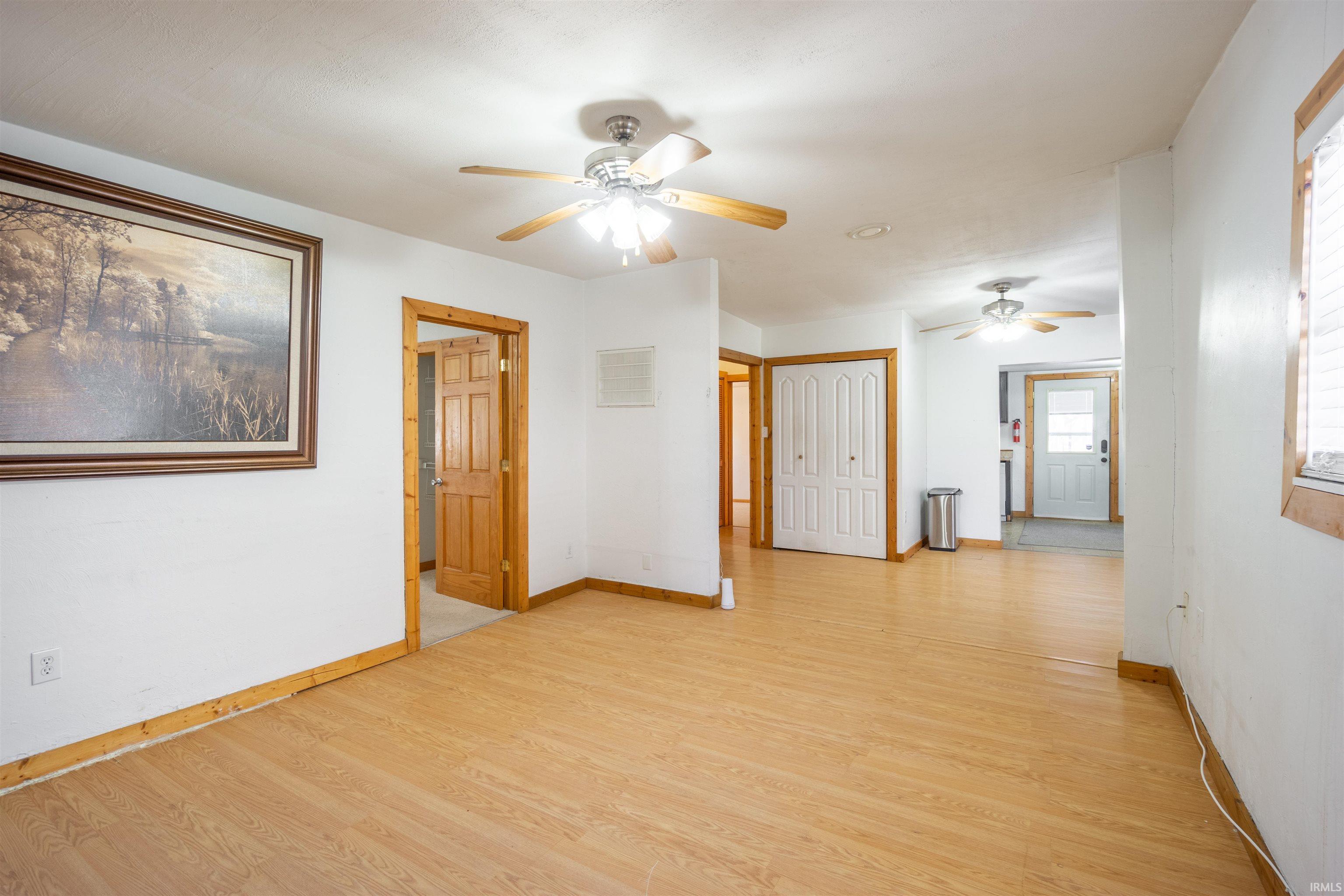 212 West 38th Street Marion, IN 46953 - Photo 4 of 28