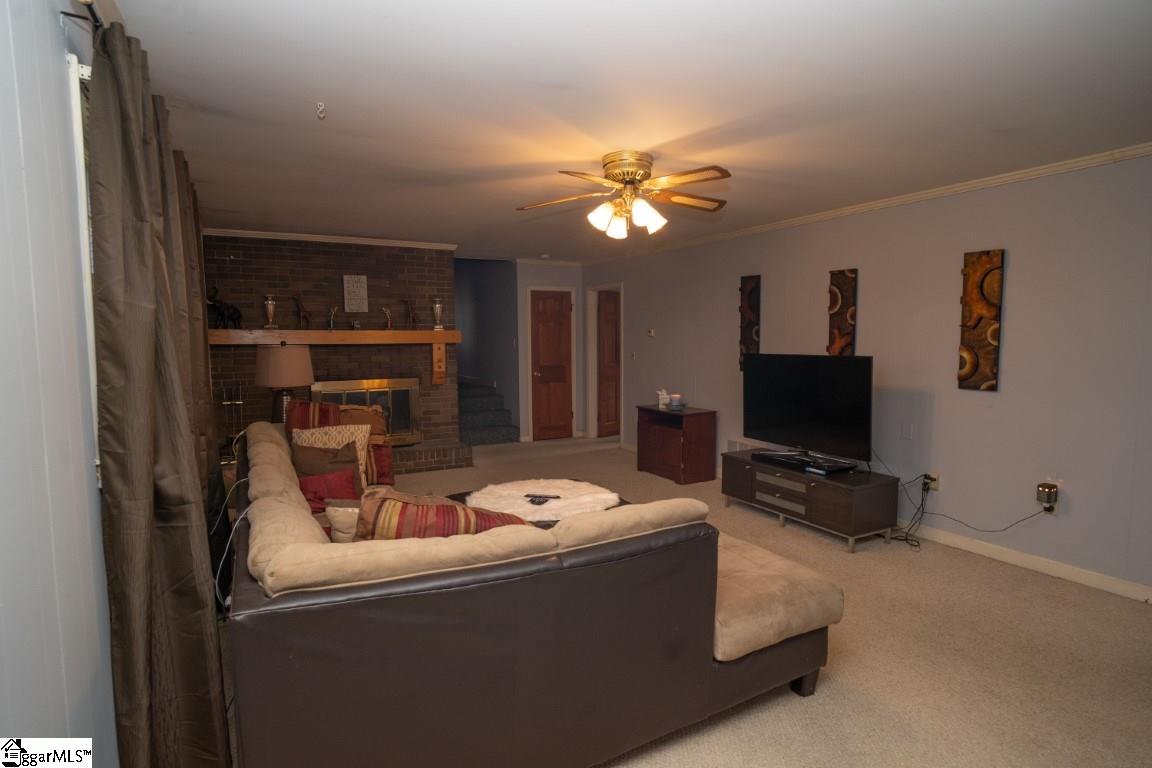 405 Del Norte Road Greenville, SC 29615 - Photo 5 of 18 Fireplace visible
