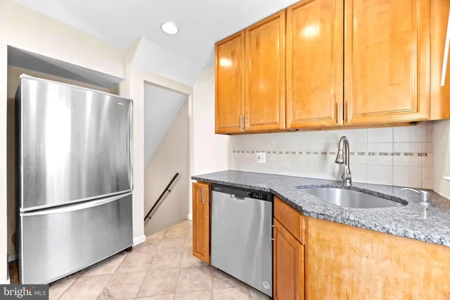 $2,499 | 4605 Akron Street, Temple Hills, MD 20748