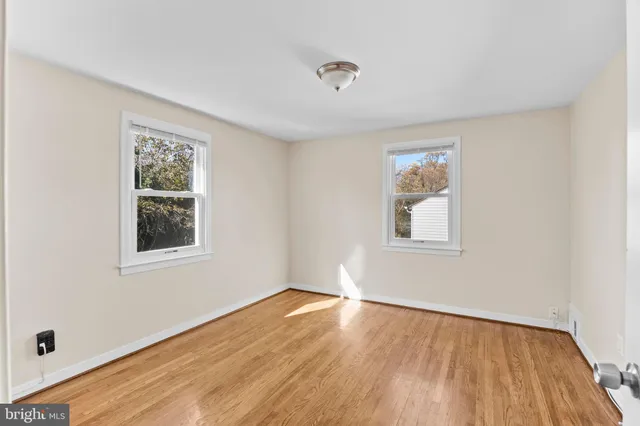 $2,499 | 4605 Akron Street, Temple Hills, MD 20748