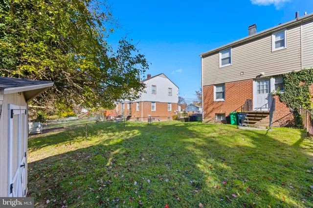 $2,399 | 4605 Akron Street, Temple Hills, MD 20748