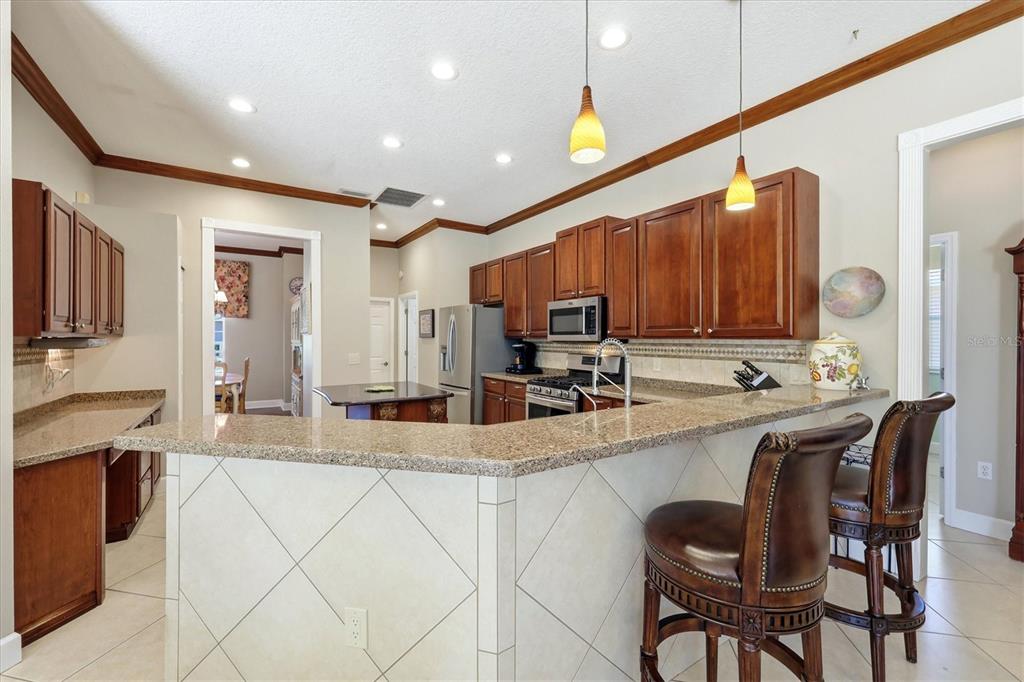7210 Switchgrass Trail Lakewood Ranch, FL 34202 - Photo 11 of 40