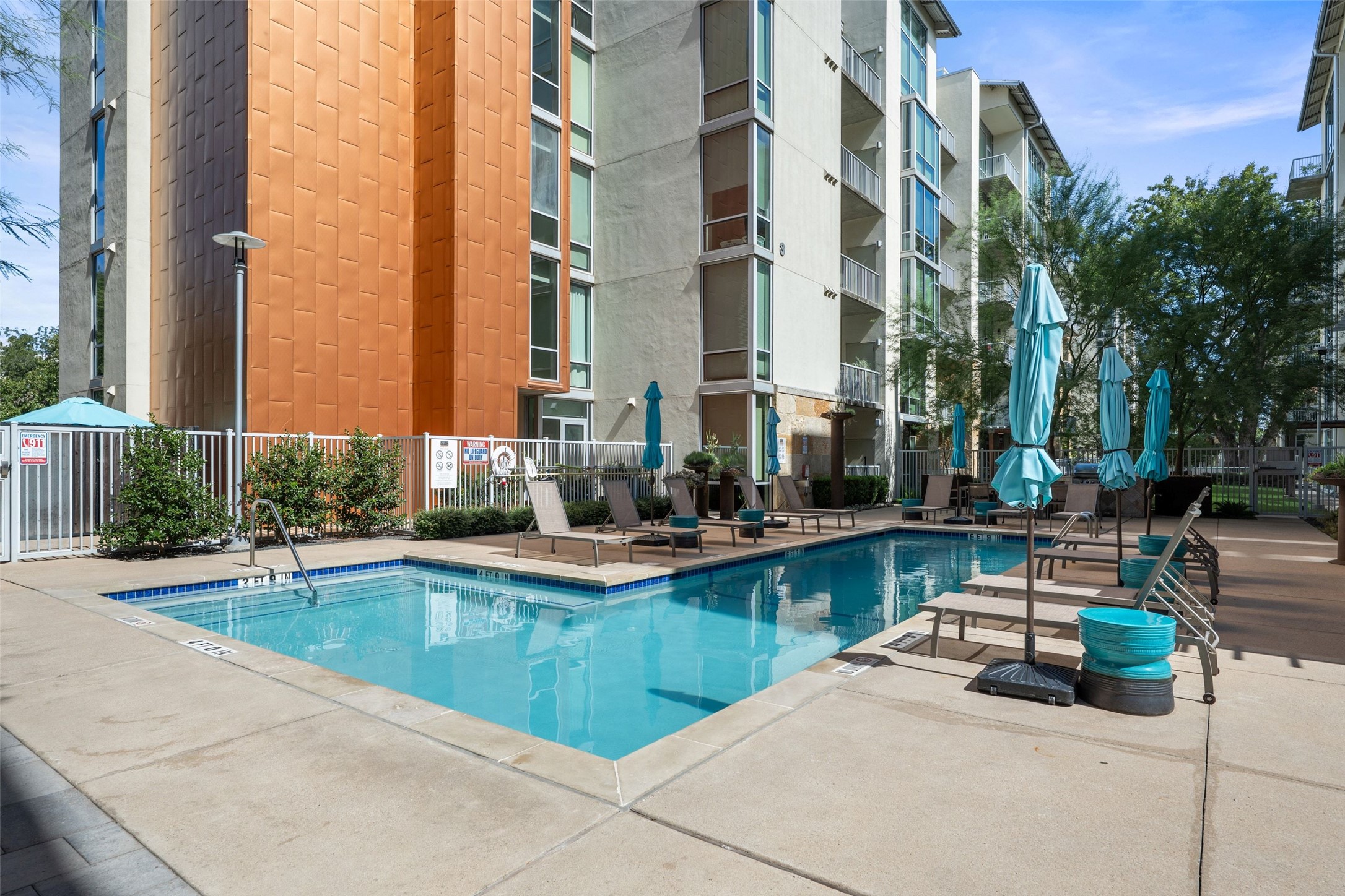 1600 Barton Springs Road, Unit 1406 Austin, TX 78704 - Photo 30 of 39 Gallery Image 30