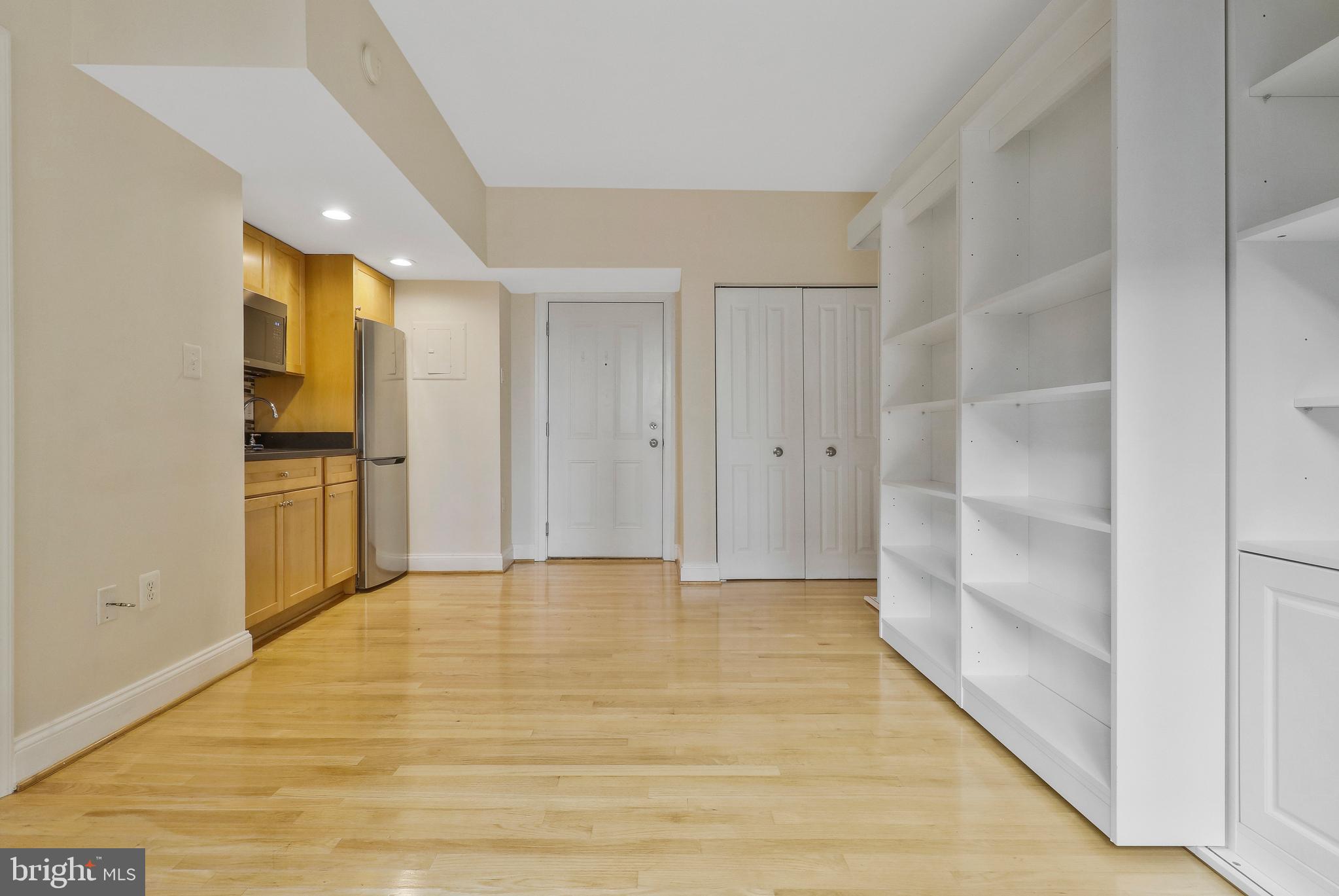 1701 16th Street Northwest, Unit 410 Washington, DC 20009 - Photo 24 of 97 Fantastic natual light