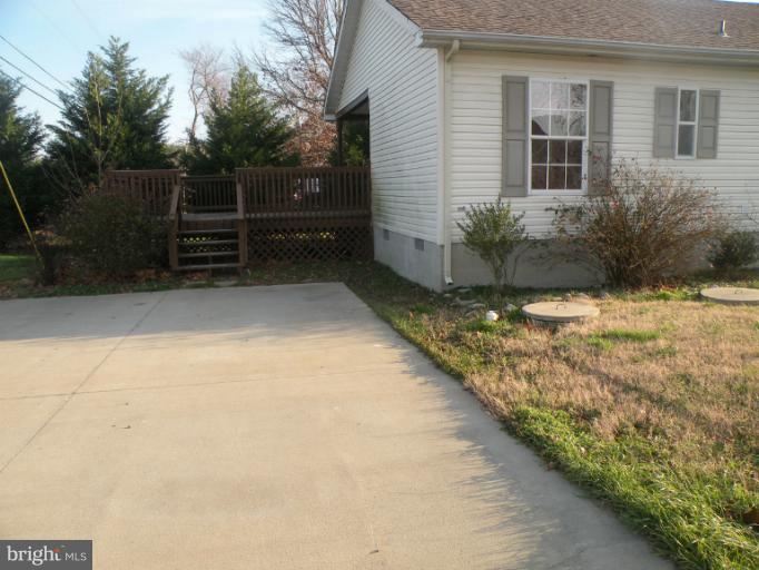 6388 Edesville Road Rock Hall, MD 21661 - Photo 5 of 16 Exterior (Front)