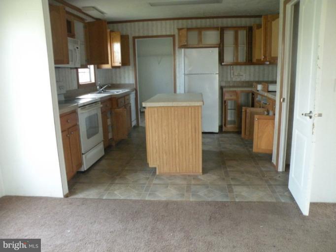 6388 Edesville Road Rock Hall, MD 21661 - Photo 6 of 16 Interior (General)
