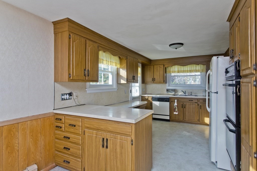 1001 Suffield Street Agawam, MA 01001 - Photo 7 of 42