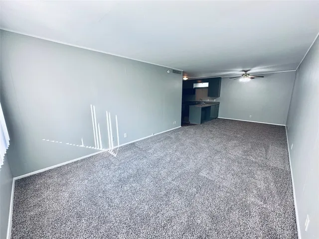 $1,325 | 601 West 11th Street, Unit 127, Austin, TX 78701