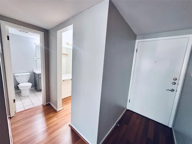 $1,325 | 601 West 11th Street, Unit 127, Austin, TX 78701