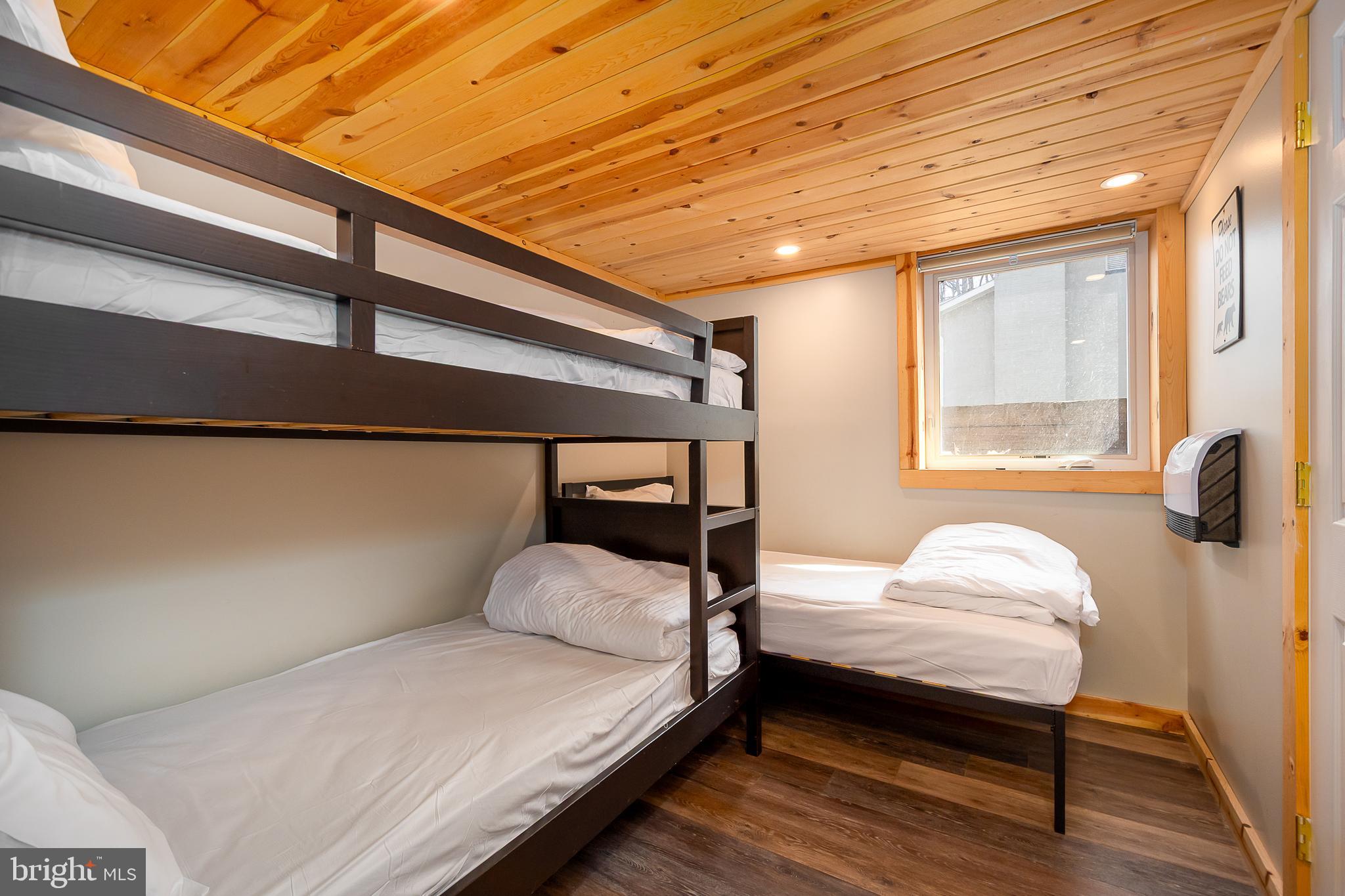 137 Paradise Gardens Road Oakland, MD 21550 - Photo 19 of 71