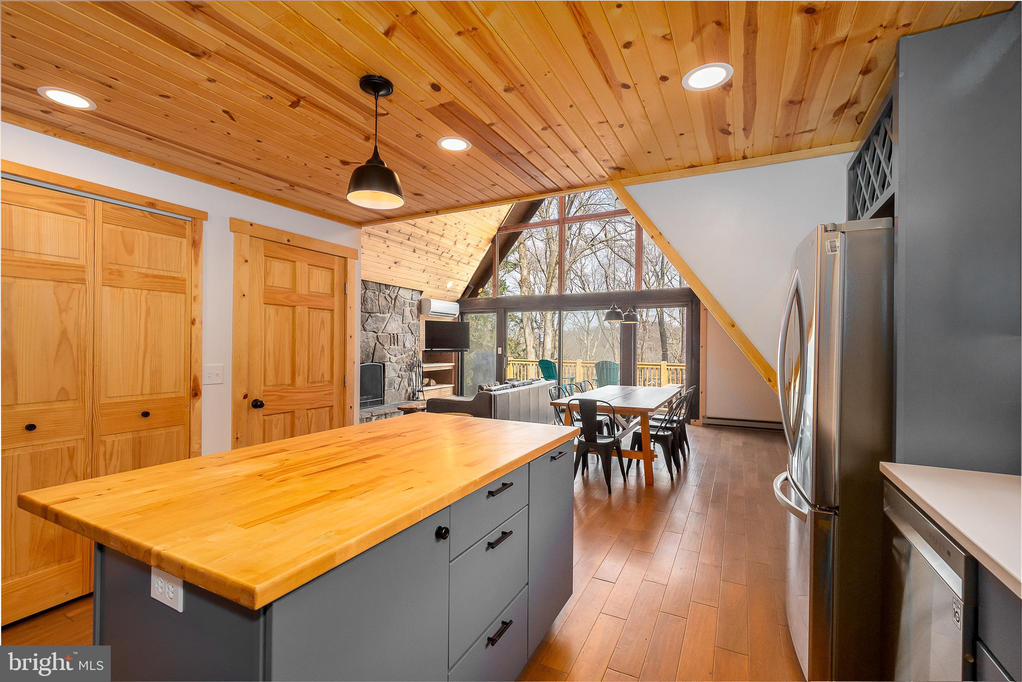 137 Paradise Gardens Road Oakland, MD 21550 - Photo 7 of 71