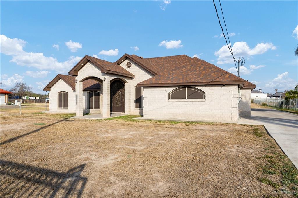 704 Goodwin Acres Road Palmview, TX 78574 - Photo 3 of 26