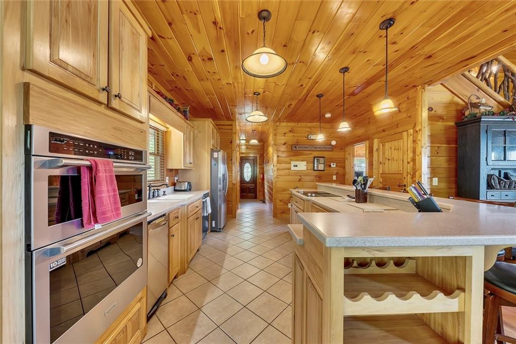 499 Raven Ridge Circle Mineral Bluff, GA 30559 - Photo 13 of 47