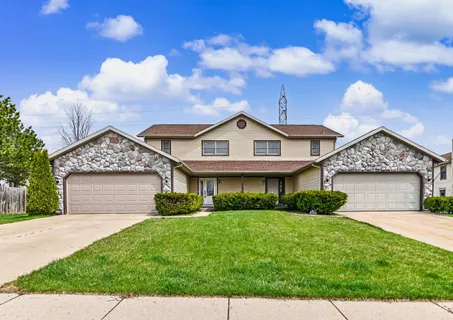 $450,000 | 1570 Iroquois Avenue, Grafton, WI 53024