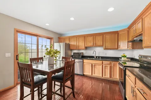 $450,000 | 1570 Iroquois Avenue, Grafton, WI 53024