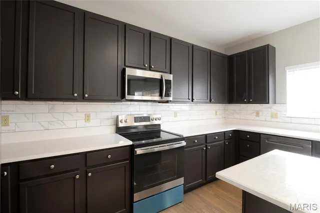 $3,100 | 4164 Stonecroft Drive, St. Charles, MO 63304