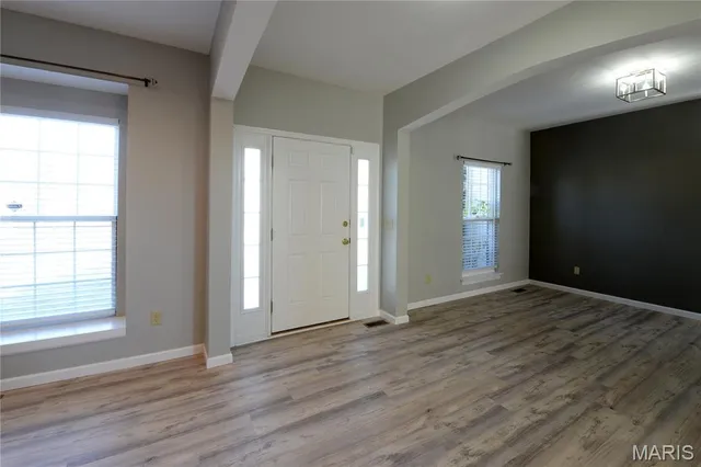 $3,100 | 4164 Stonecroft Drive, St. Charles, MO 63304