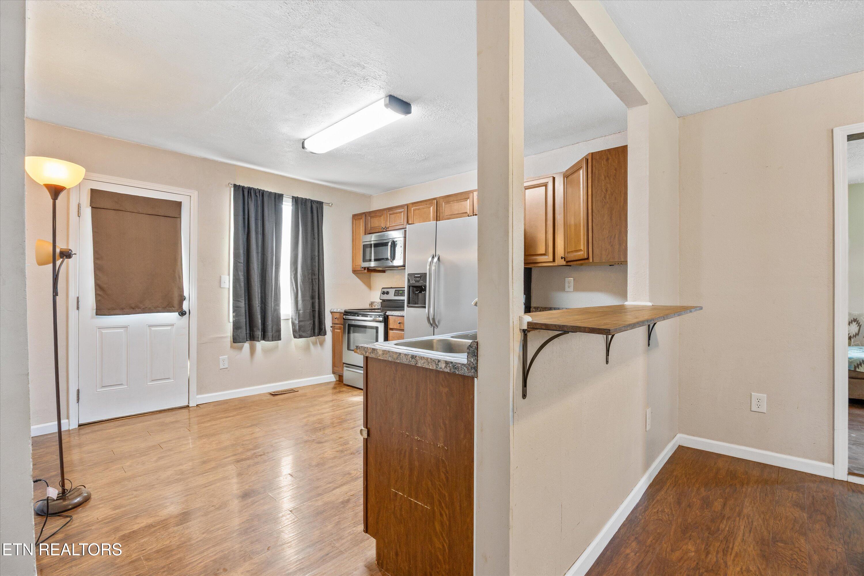 640 Camp Ridge Road La Follette, TN 37766 - Photo 12 of 40 12-640 Camp Ridge Rd -21