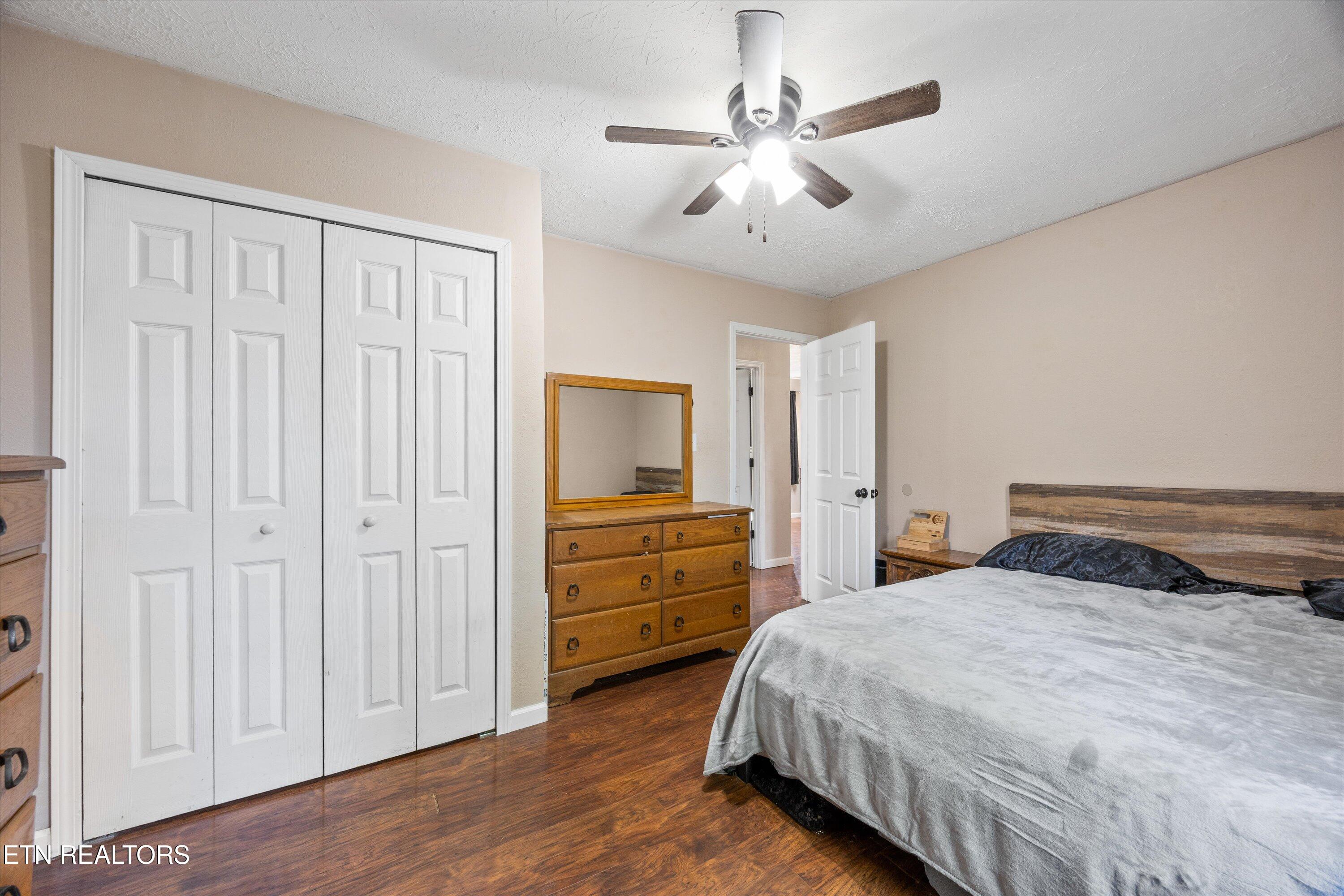 640 Camp Ridge Road La Follette, TN 37766 - Photo 19 of 40 19-640 Camp Ridge Rd -15