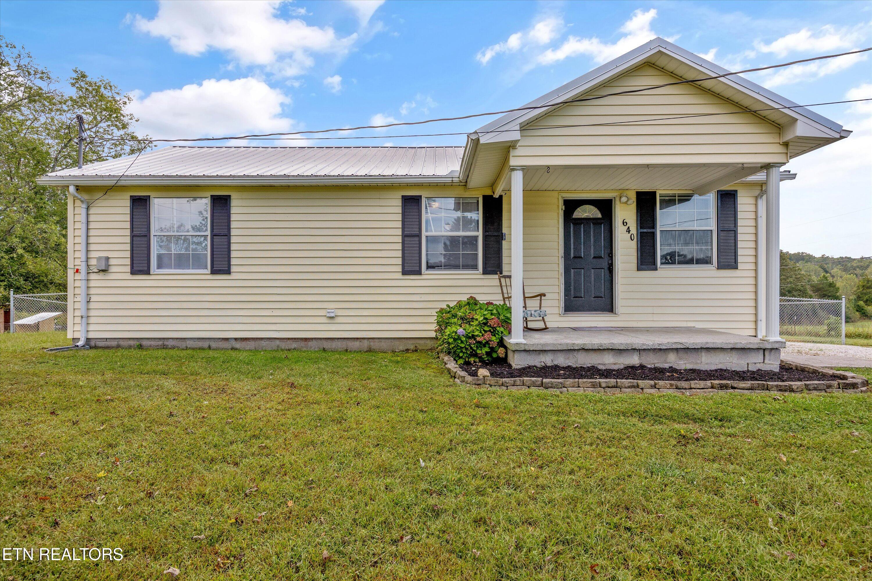 640 Camp Ridge Road La Follette, TN 37766 - Photo 2 of 40 01-640 Camp Ridge Rd -01