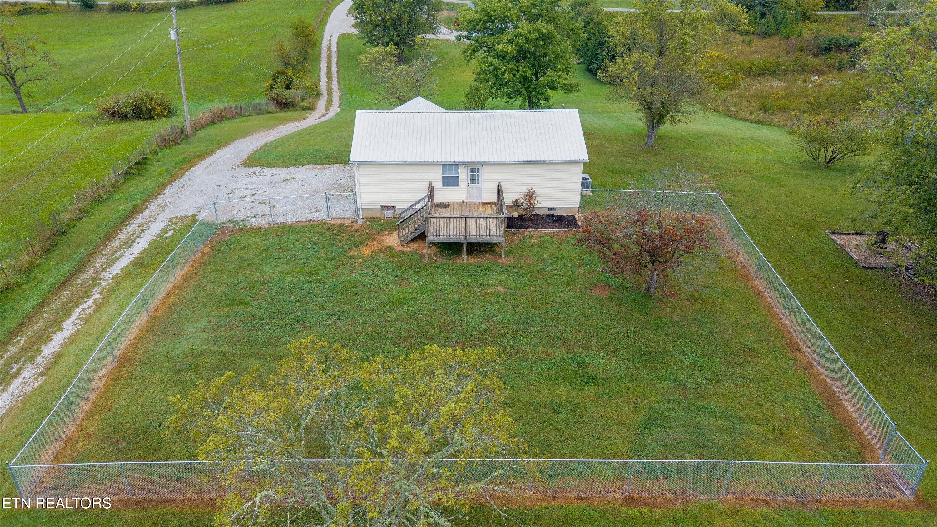 640 Camp Ridge Road La Follette, TN 37766 - Photo 32 of 40 32-640 Camp Ridge Rd -38