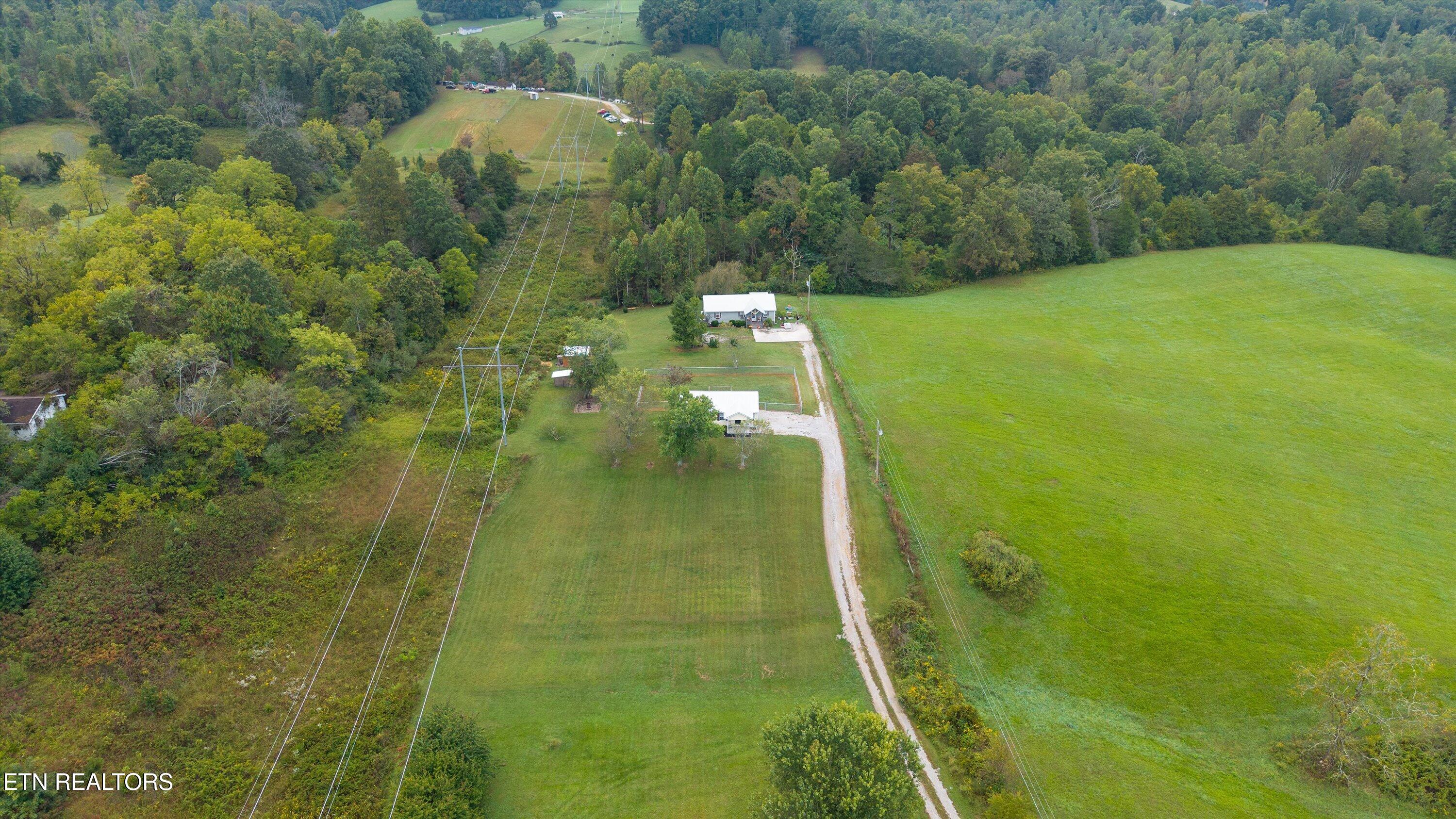 640 Camp Ridge Road La Follette, TN 37766 - Photo 34 of 40 34-640 Camp Ridge Rd -31