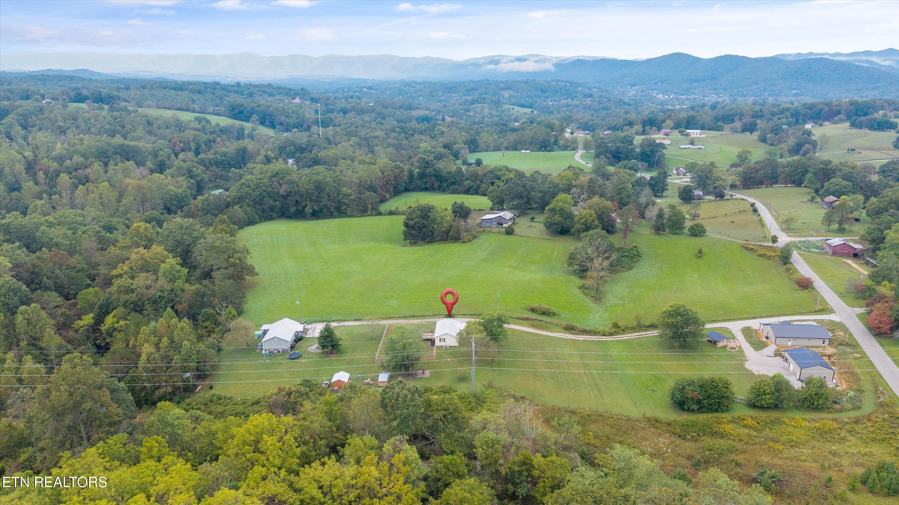 640 Camp Ridge Road La Follette, TN 37766 - Photo 39 of 40 39-640 Camp Ridge Rd -34