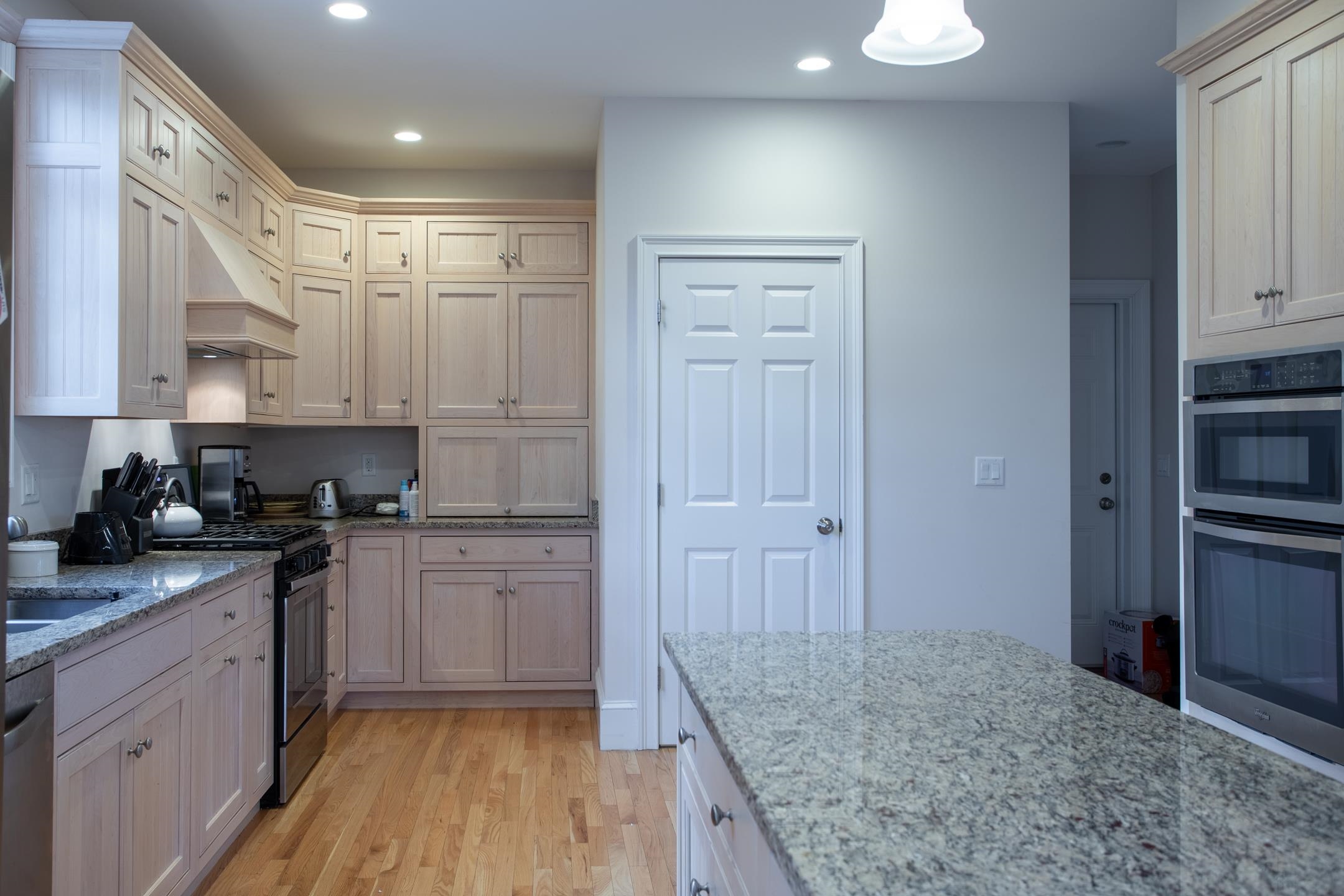 156 North Shore Road Hampton, NH 03842 - Photo 13 of 31