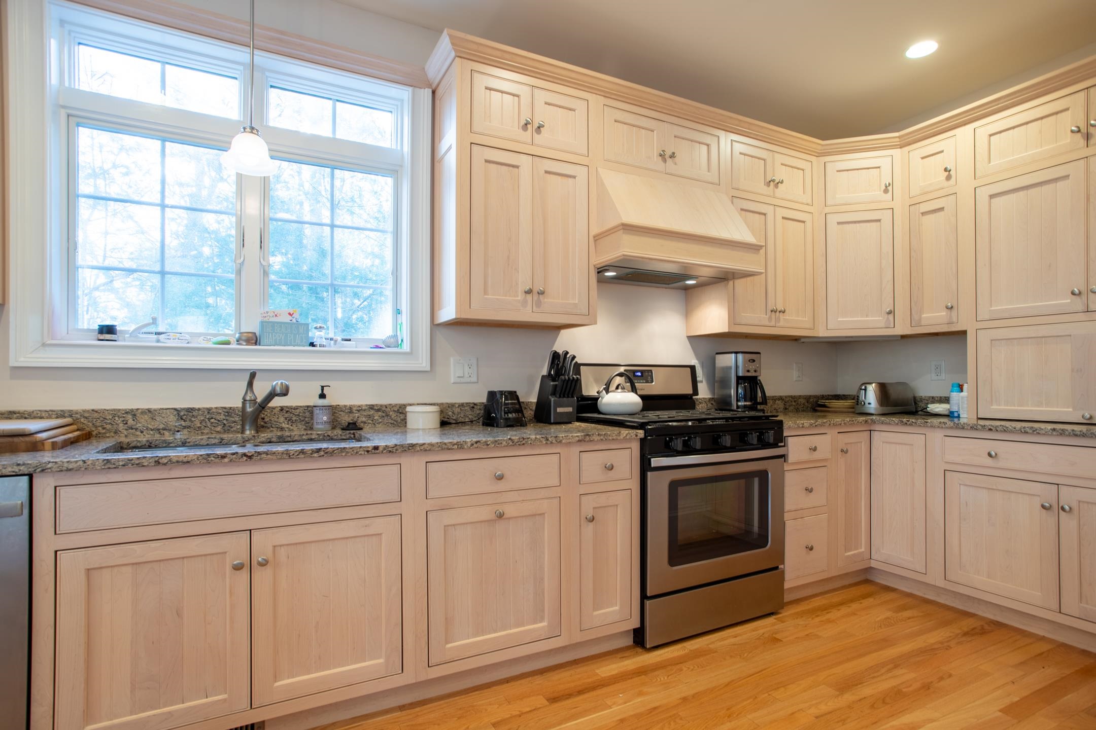 156 North Shore Road Hampton, NH 03842 - Photo 7 of 31