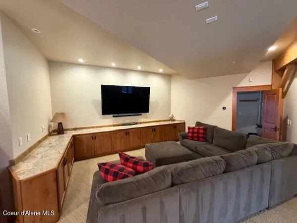 $6,500,000 | 3710 South Westway Drive, Coeur D'Alene, ID 83814